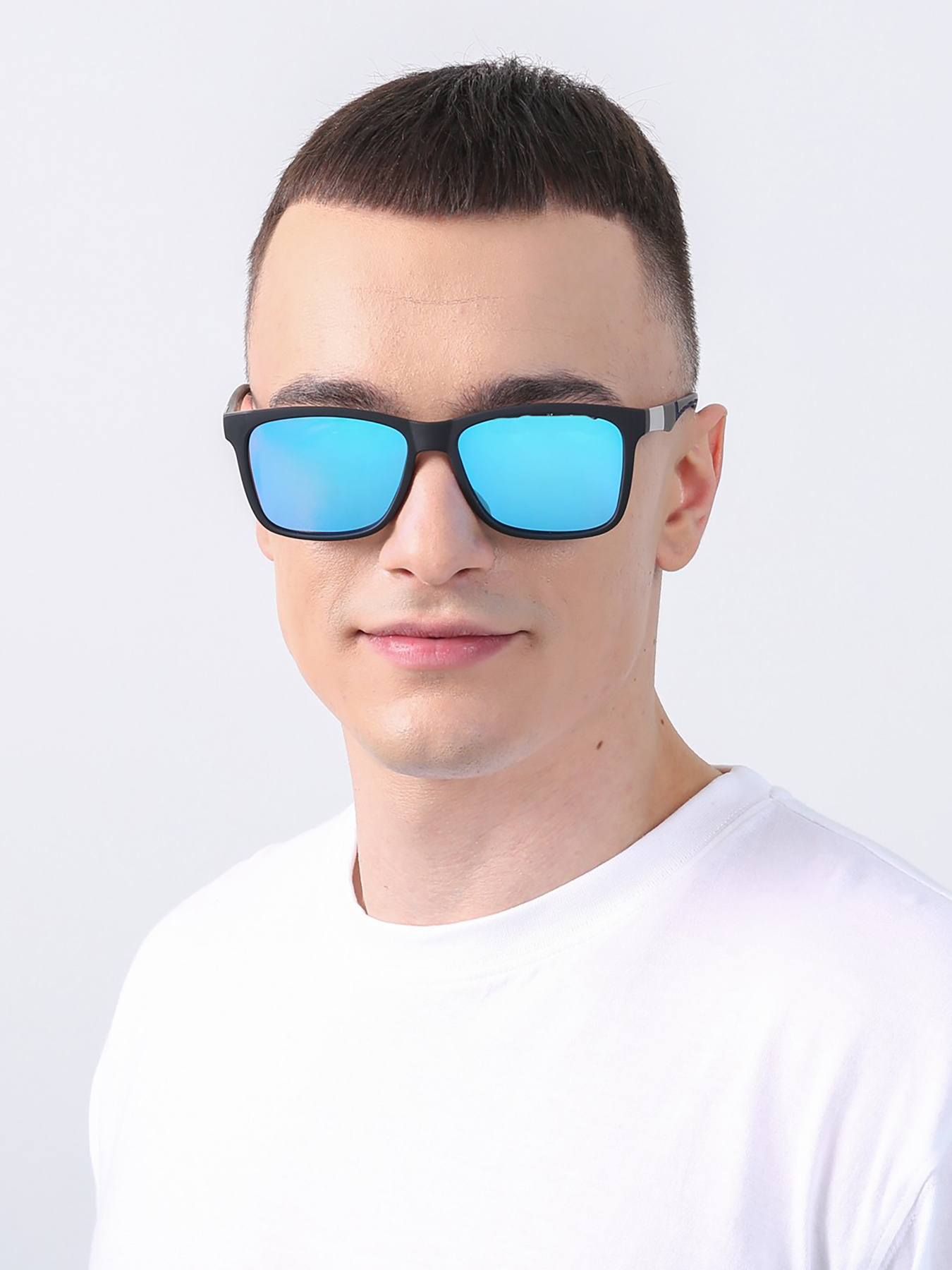 Солнцезащитные очки LuckyLOOK модель LL2933534773387 Фото