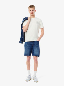 Джинсовые шорты Lacoste модель FH9932MK9 Фото