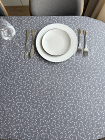 Скатертина столова із брудо- та водовідштовхувальною дією сірого кольору Ecotton модель 25034 Фото