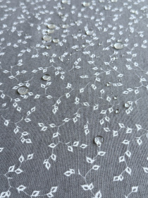 Скатертина столова із брудо- та водовідштовхувальною дією сірого кольору Ecotton модель 25034 Скатертина столова із брудо- та водовідштовхувальною дією сірого кольору Ecotton модель 25034 Фото