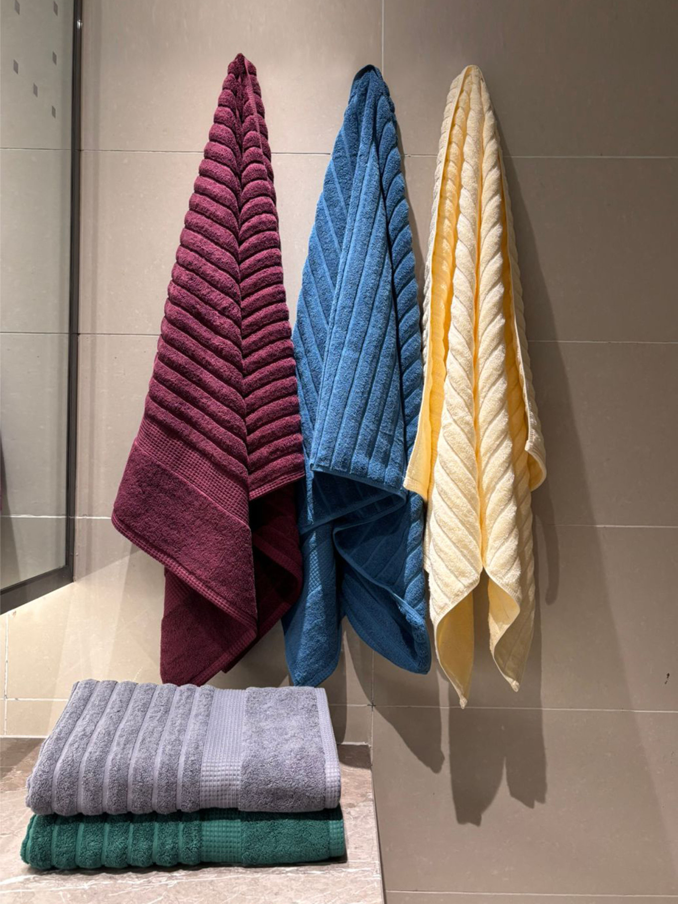 Полотенце банное  хлопок жаккардовое для ванной, отелей, СПА, в подарочном пакете -  Oxford Stripe Синий Lovely Svi  модель 2561124 Фото