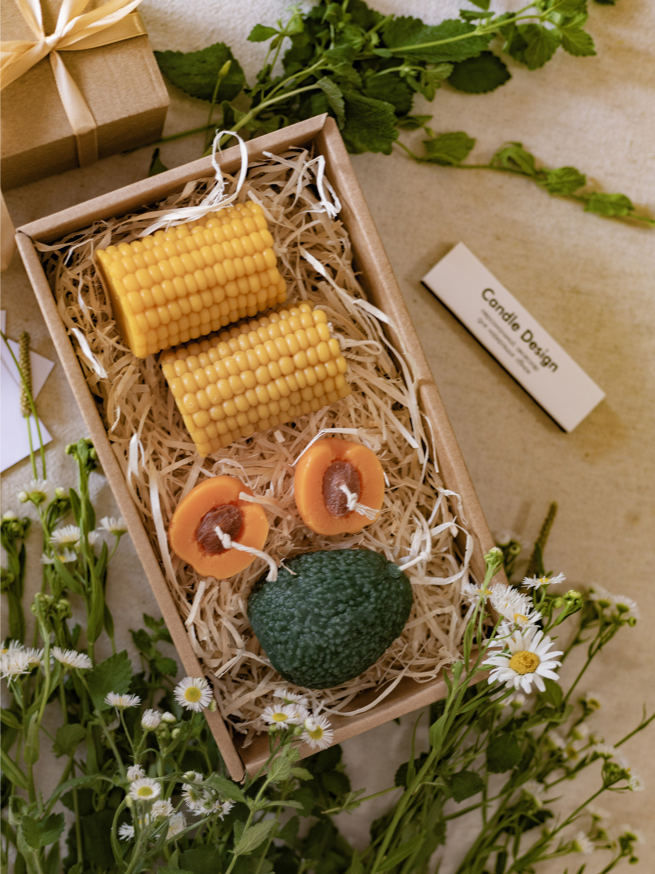 Набор ароматических свечей "Фруктово-овощное настроение" из натурального пчелиного воска Candle Design модель 200.0099 Фото