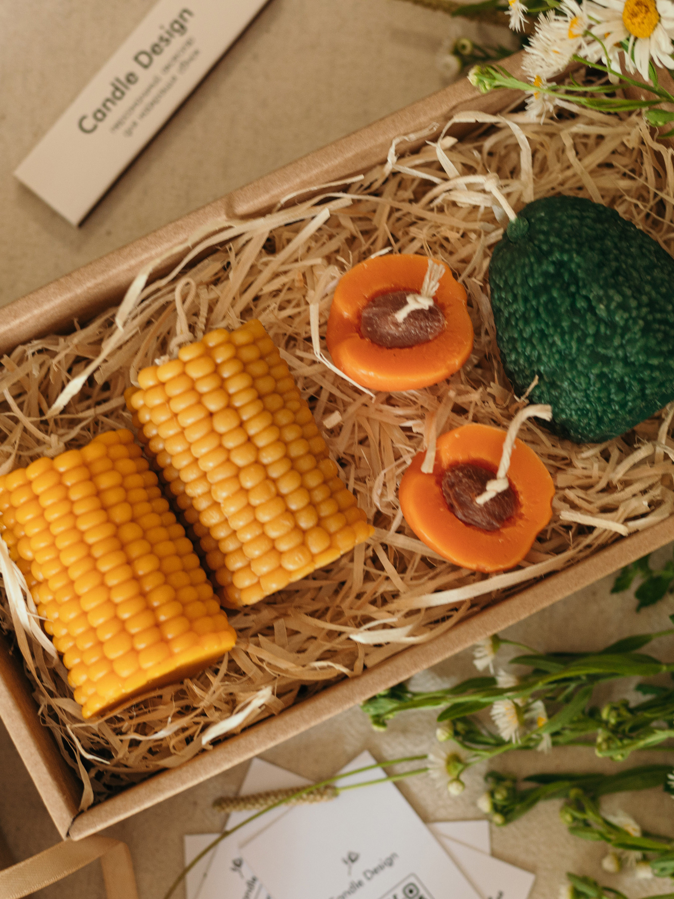 Набір ароматичних свічок “Фруктово-овочевий настрій”, з натурального бджолиного воску Candle Design модель 200.0099 Фото