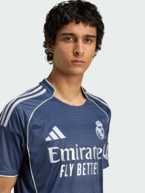 Футболка Adidas модель JJ4182 Футболка Adidas модель JJ4182 Фото