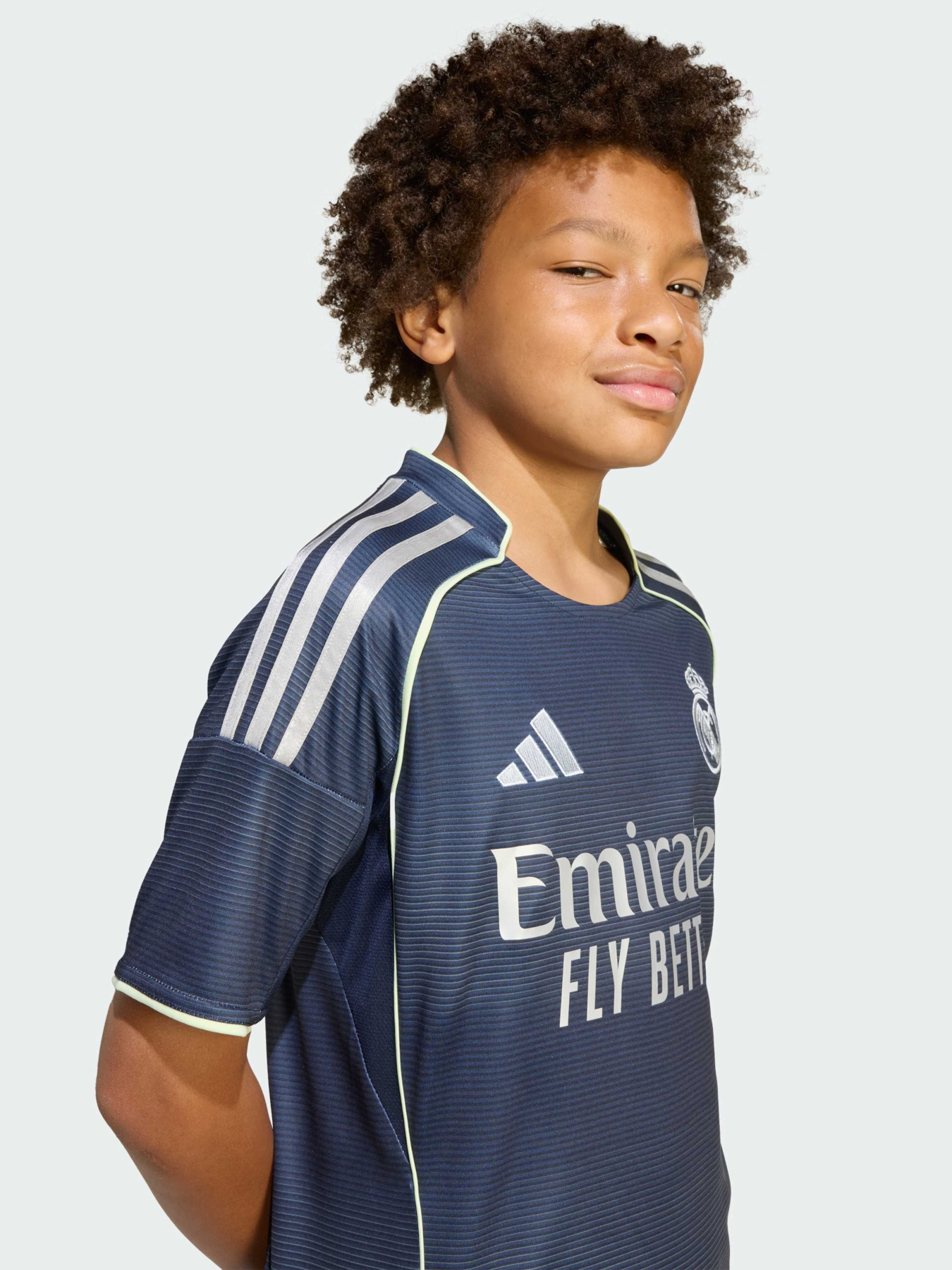 Футболка Adidas модель JP3947 Футболка Adidas модель JP3947 Фото