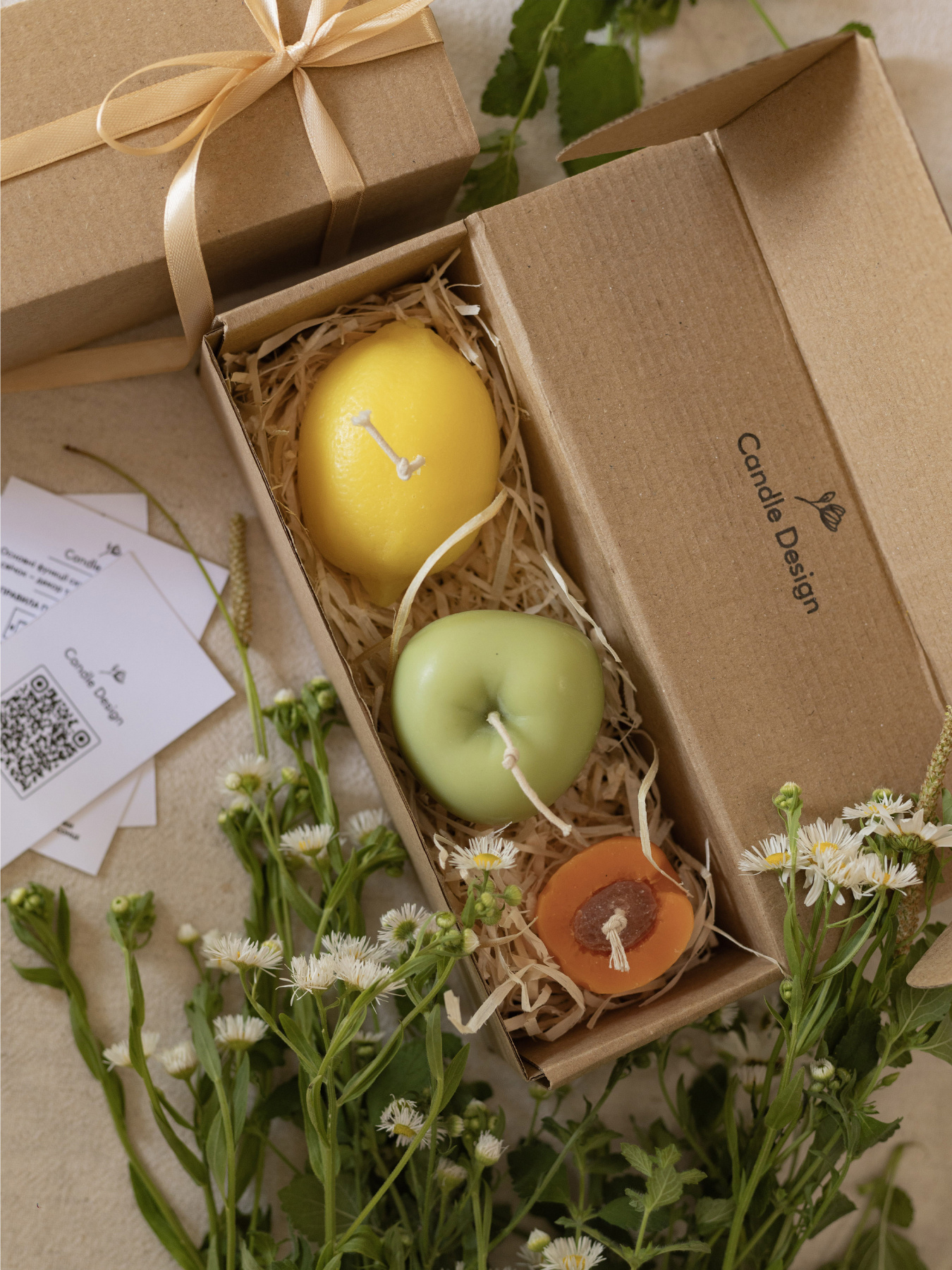 Набор ароматических свечей "Фруктовый коктейль", из натурального пчелиного воска Candle Design модель 200.0102 Фото