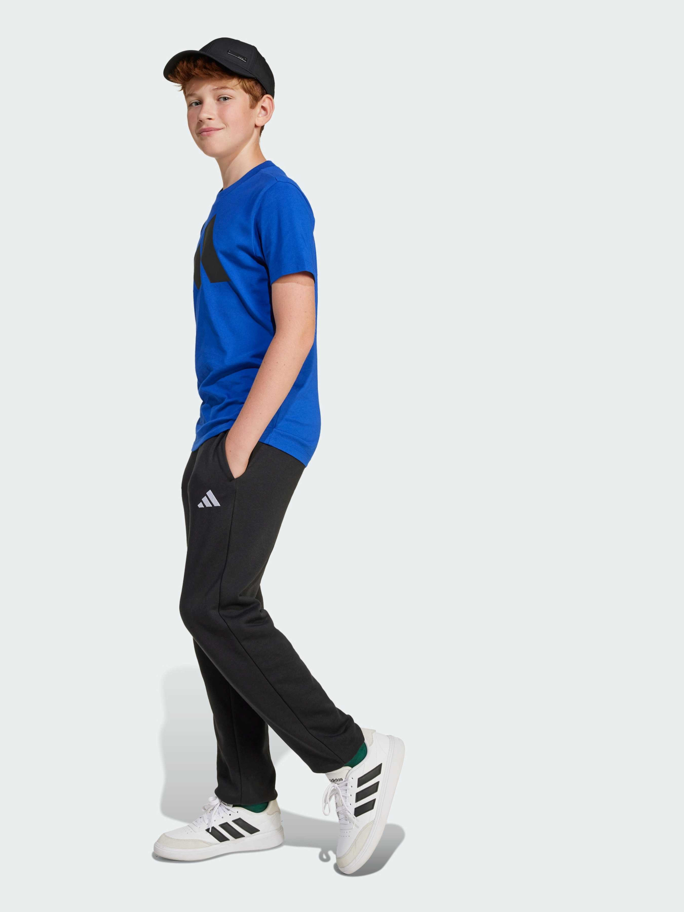 Повсякденні штани Adidas модель JC9765 Повсякденні штани Adidas модель JC9765 Фото