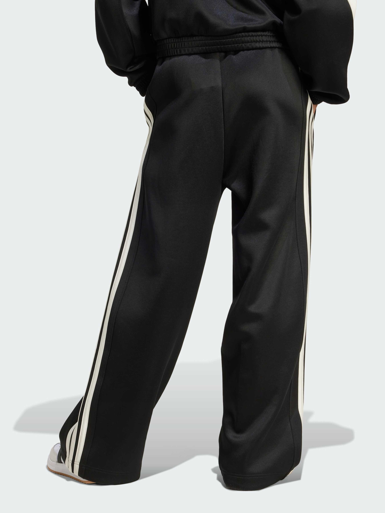 Повсякденні штани Adidas модель JL6995 Фото