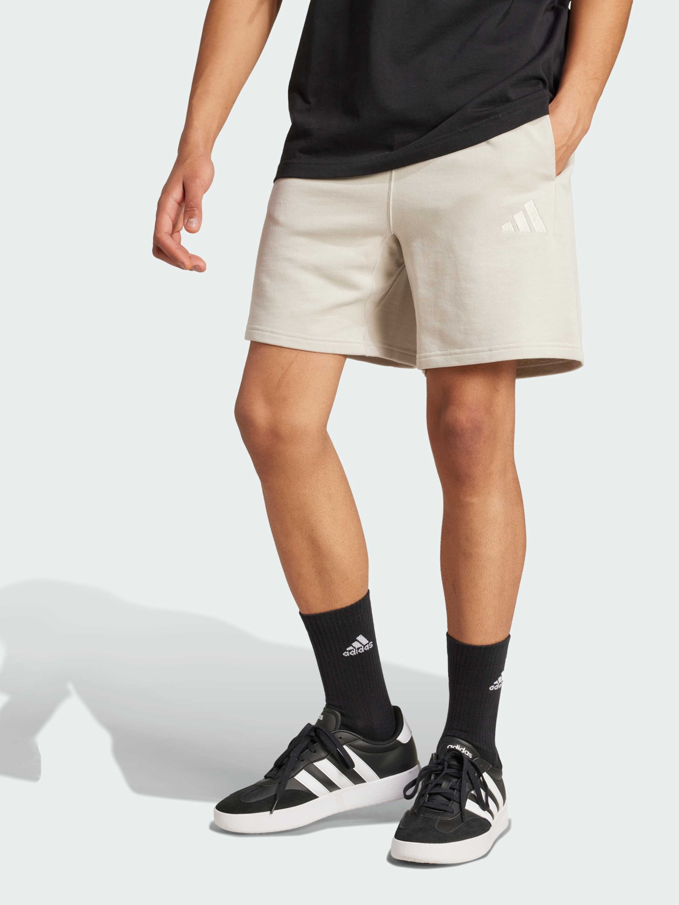 Повсякденні шорти Adidas модель JY5005 Фото