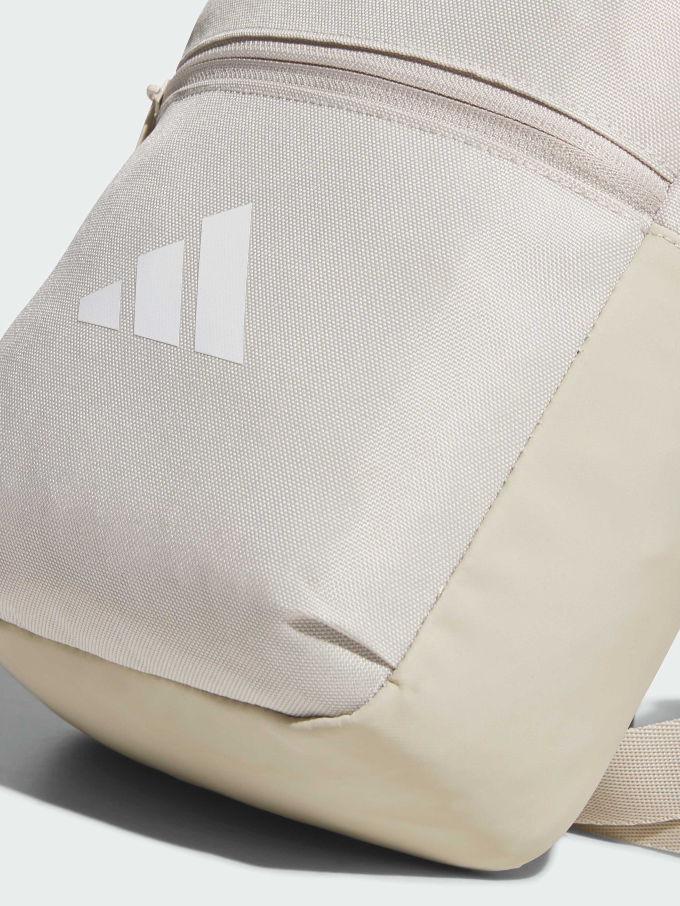 Мессенджер Adidas модель JM7153 Мессенджер Adidas модель JM7153 Фото