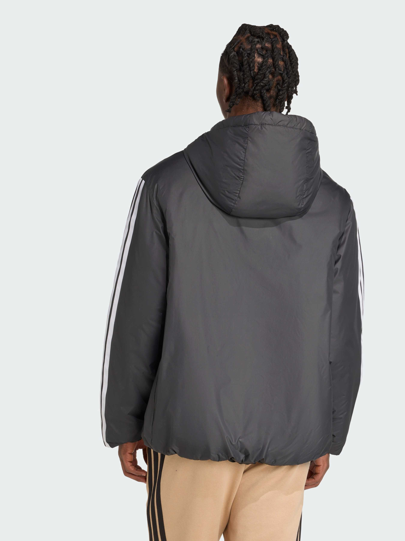 Зимняя куртка Adidas модель JM4042 Зимняя куртка Adidas модель JM4042 Фото