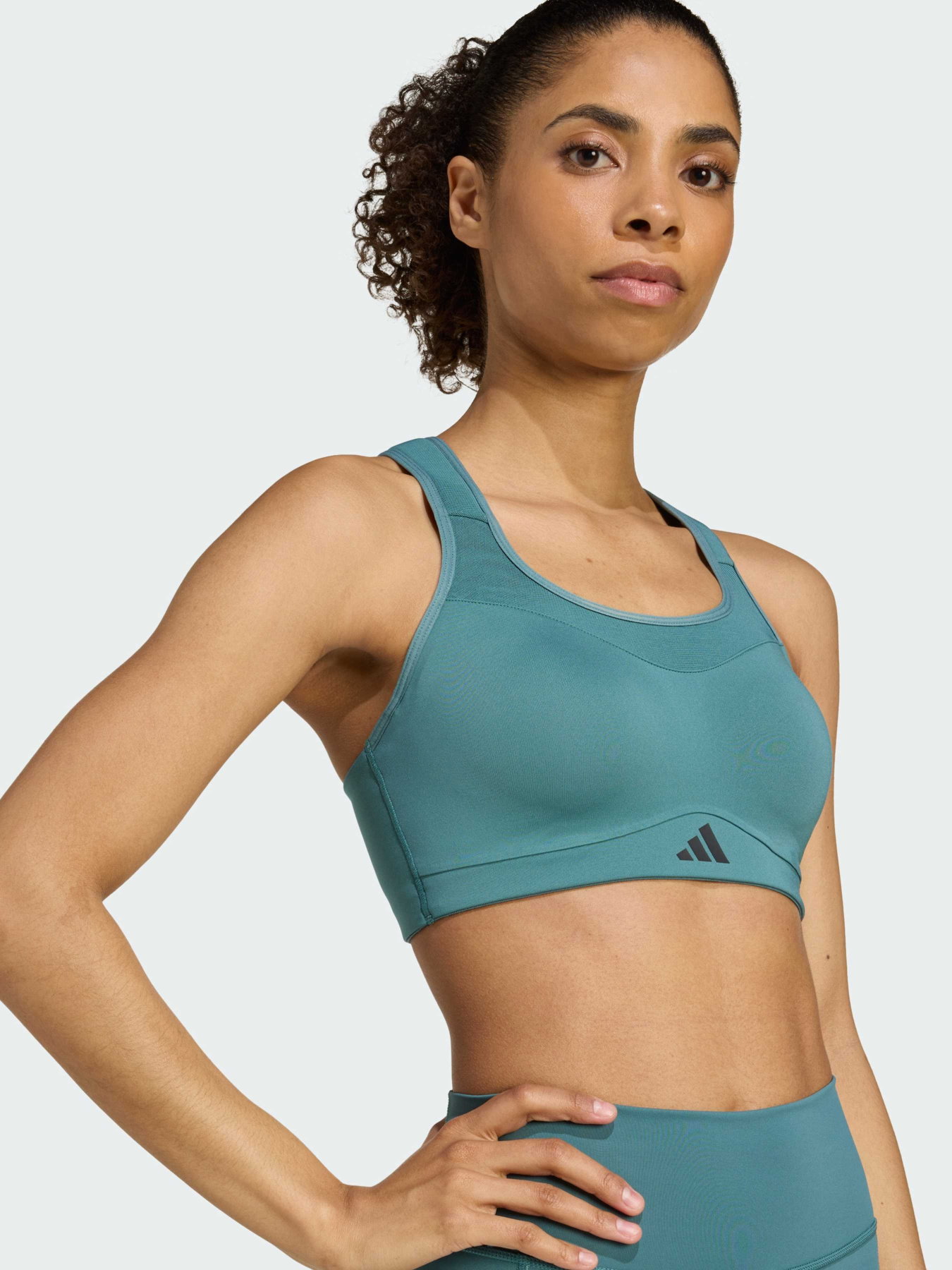 Топ спортивный Adidas модель JX8844 Фото