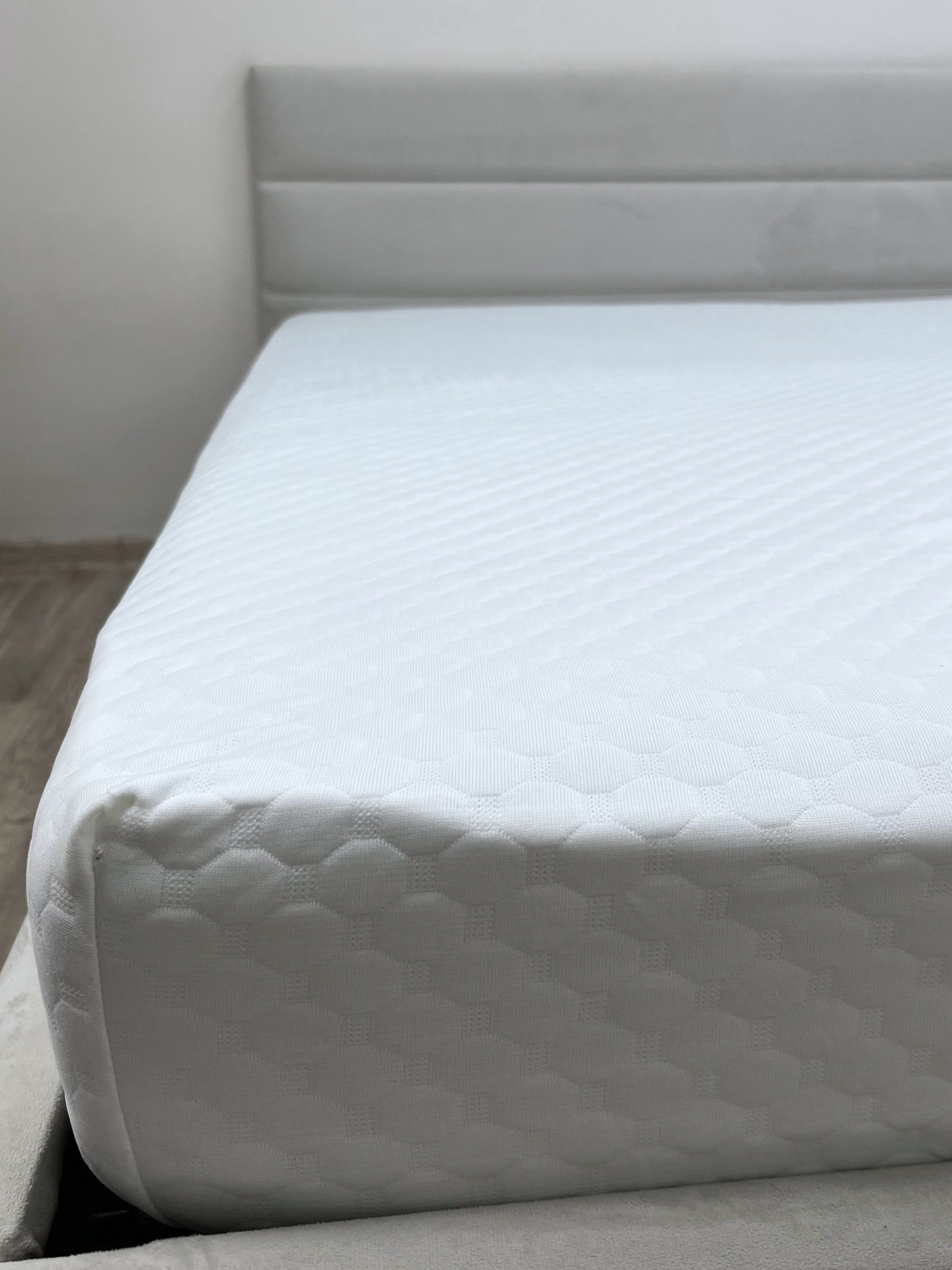 Наматрасник Aqua-stop водонепроницаемый с бортом по периметру Jacquard Ecotton модель 22429 Фото