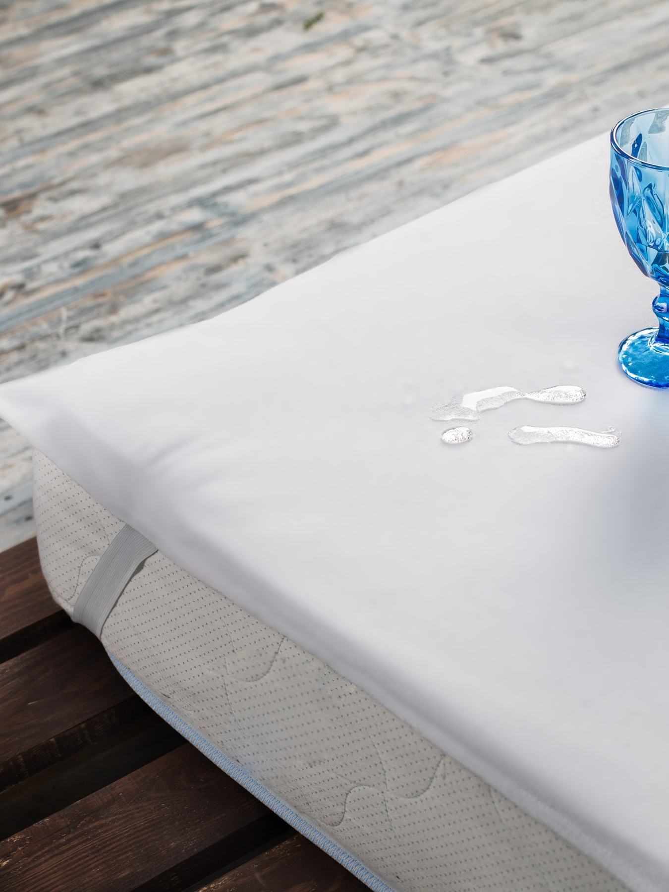 Наматрасник Aqua-stop водонепроницаемый с резинкой по углам Ecotton модель 20699 Фото