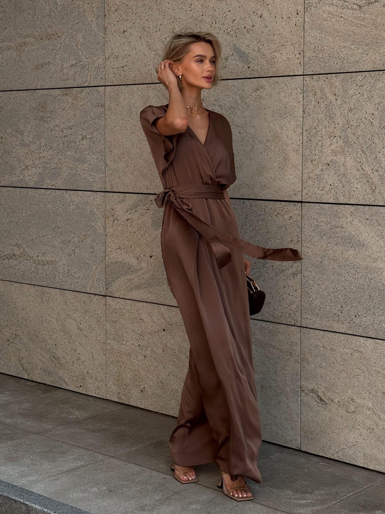 Платье макси Jadone Fashion модель Rosalia_dress_chocolate Платье макси Jadone Fashion модель Rosalia_dress_chocolate Фото