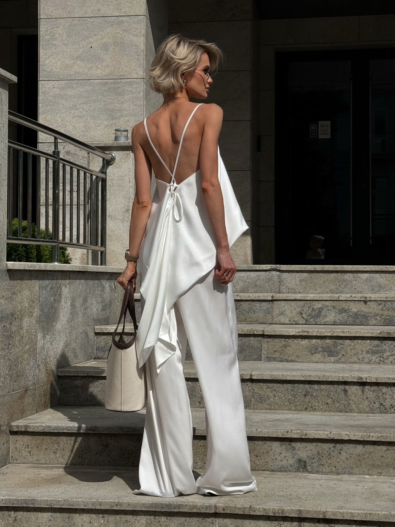 Костюм Jadone Fashion модель Single_Milk_Costume Костюм Jadone Fashion модель Single_Milk_Costume Фото