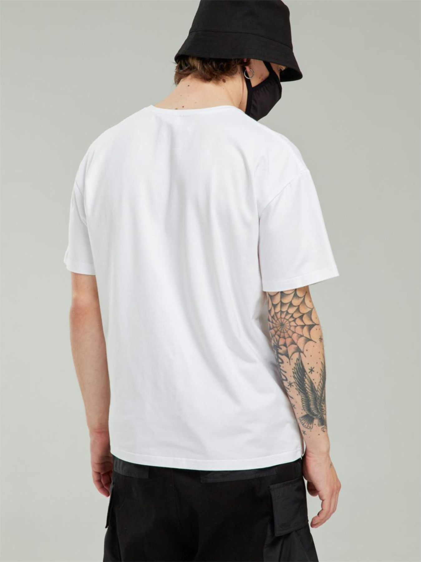 Футболки і поло TUR Бейсік модель 000005353 Фото