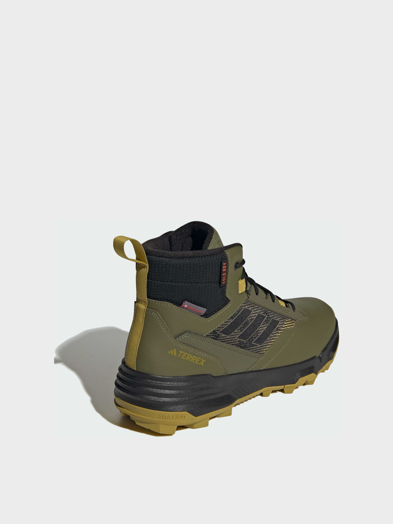 Ботинки аутдор Adidas модель IF4988 Ботинки аутдор Adidas модель IF4988 Фото