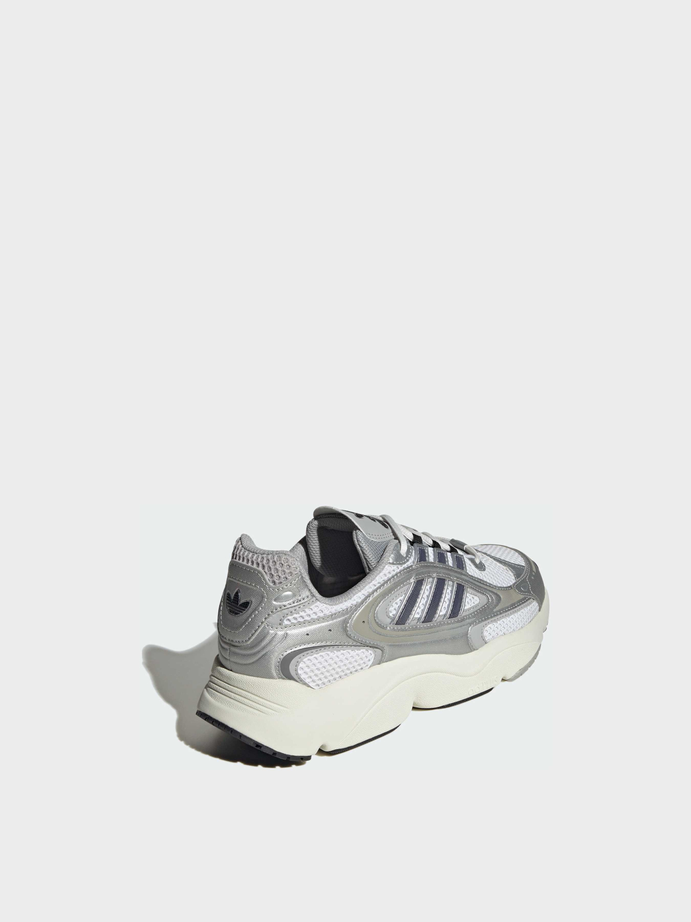 Кроссовки Adidas Ozweego модель IF4015 Фото