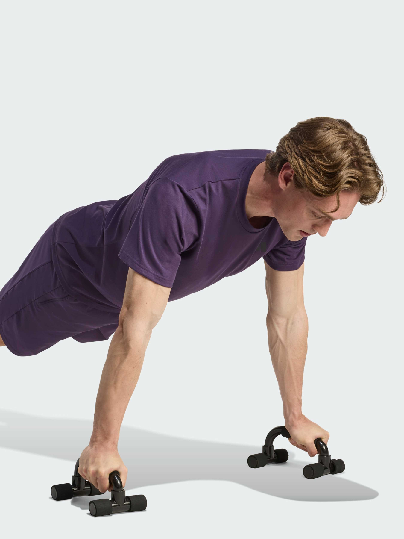 Спортивна футболка Adidas модель JW7441 Фото