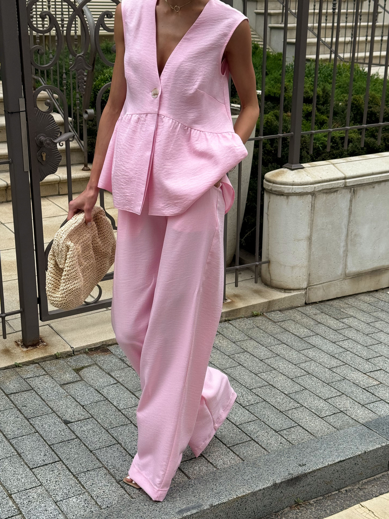 Костюмы Jadone Fashion модель Tracy_costume_pink Костюмы Jadone Fashion модель Tracy_costume_pink Фото