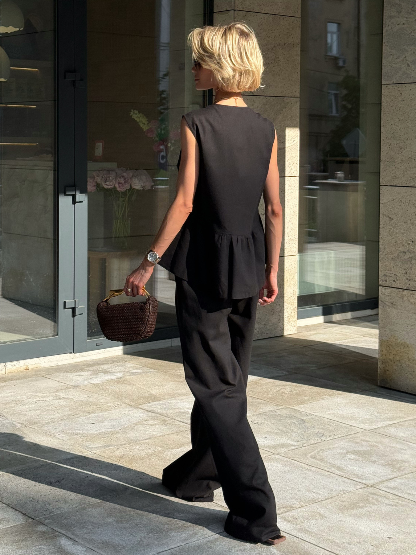 Костюмы Jadone Fashion модель Tracy_costume_black Костюмы Jadone Fashion модель Tracy_costume_black Фото