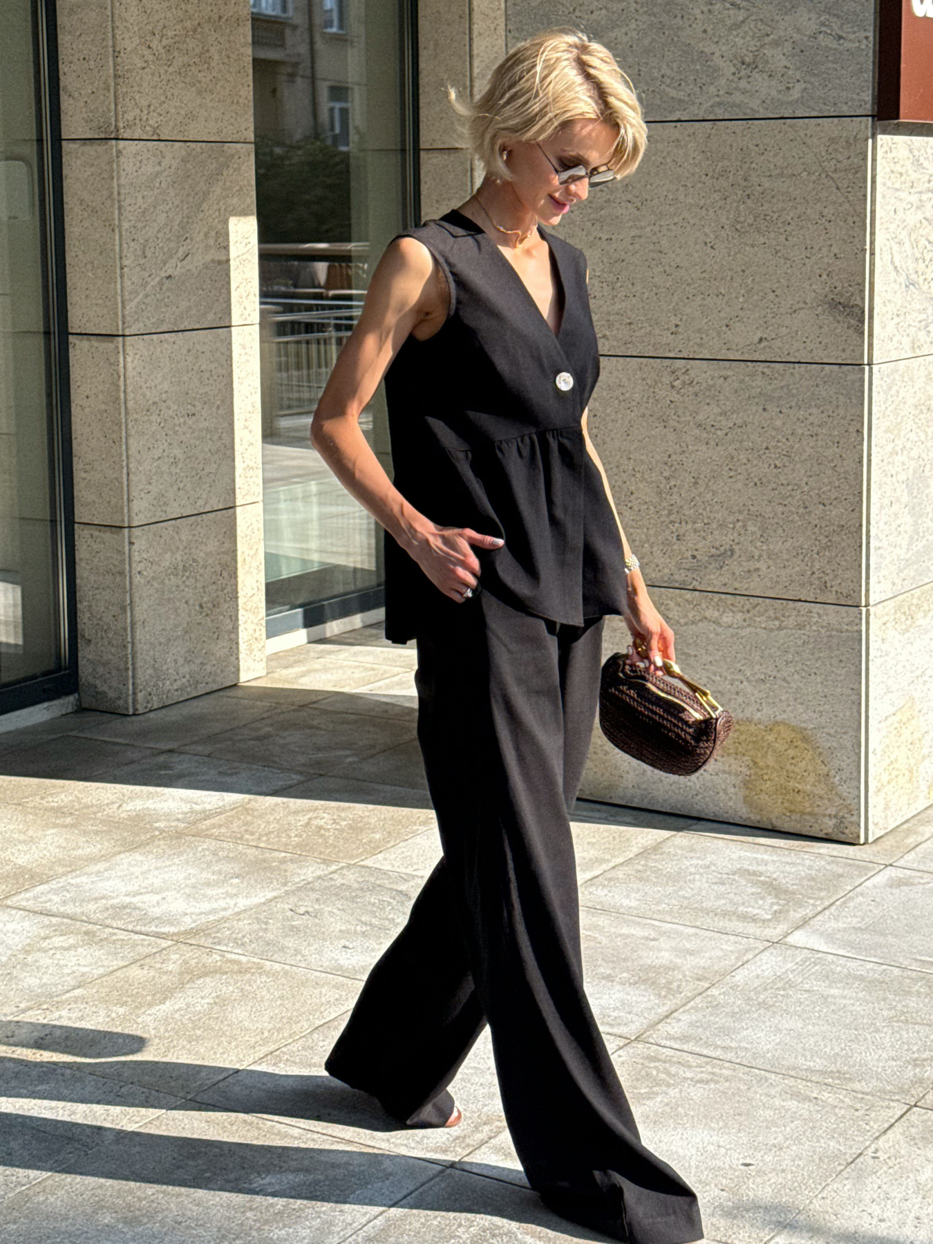 Костюмы Jadone Fashion модель Tracy_costume_black Костюмы Jadone Fashion модель Tracy_costume_black Фото