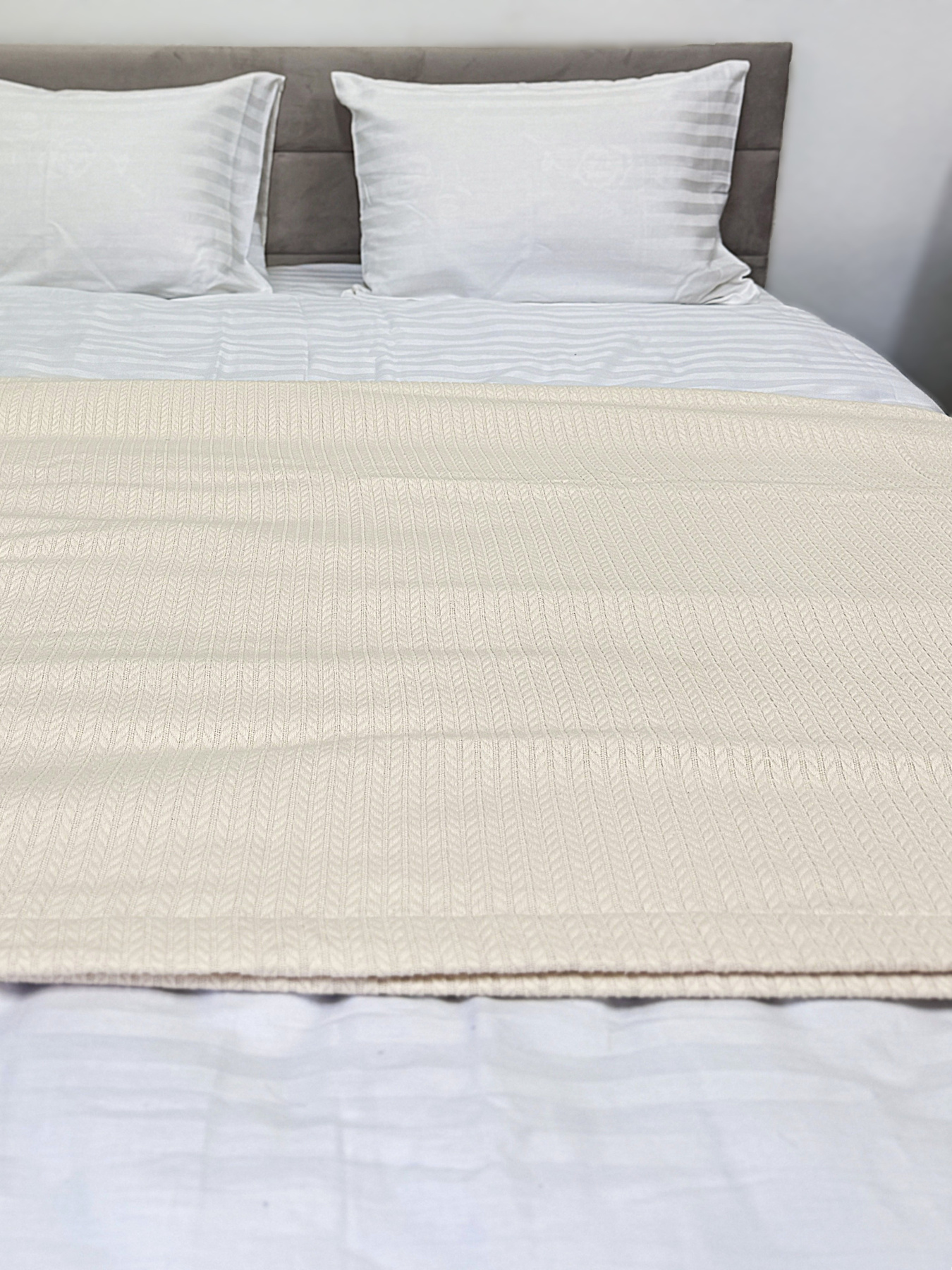 Покрывало Pique хлопковое Beige в крафтовой подарочной коробке Ecotton модель 24539 Фото