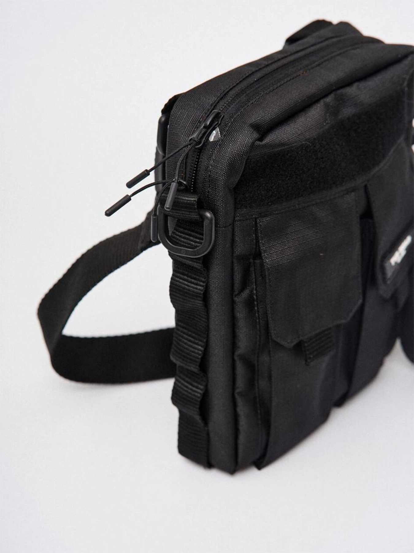 Мессенджер TUR модель 00007122-чорний Фото