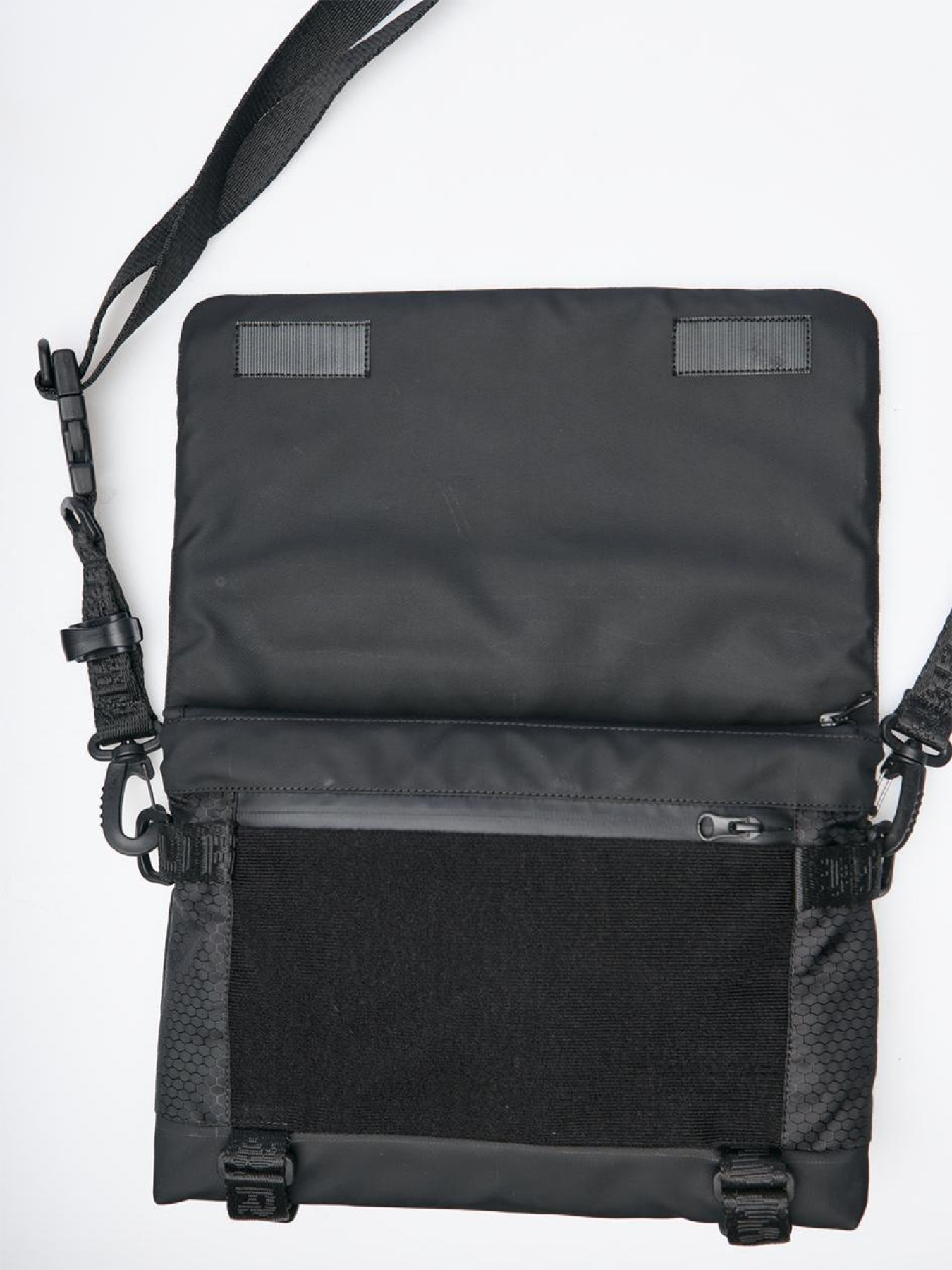 Мессенджер TUR модель 00004538-чорний Фото