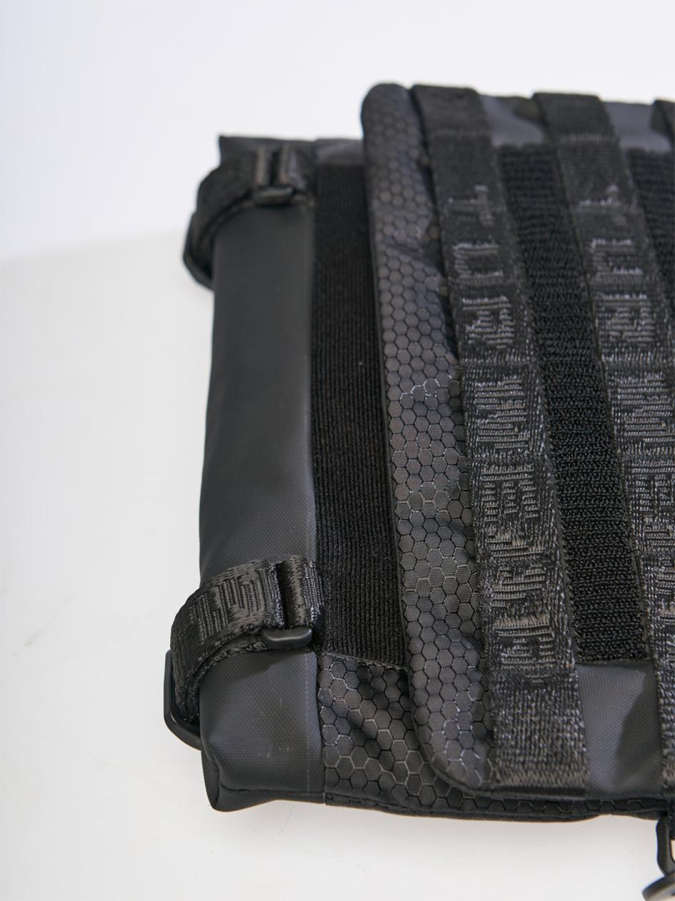 Мессенджер TUR модель 00004538-чорний Фото