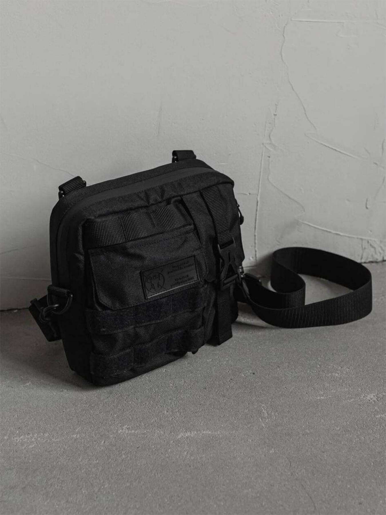 Мессенджер TUR модель 00001722-чорний Фото