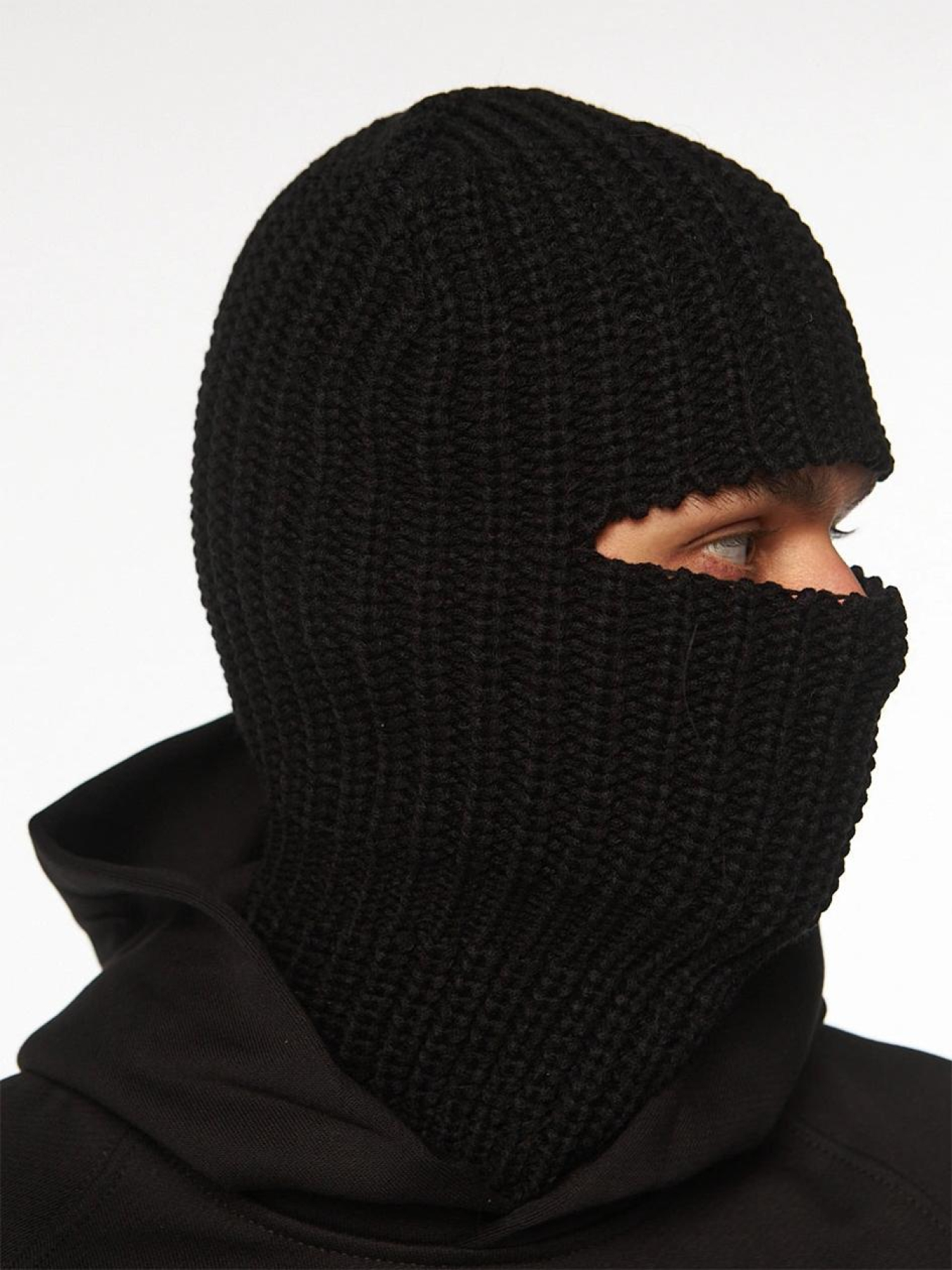 Шапки та кепки TUR модель 00004935-чорний Фото