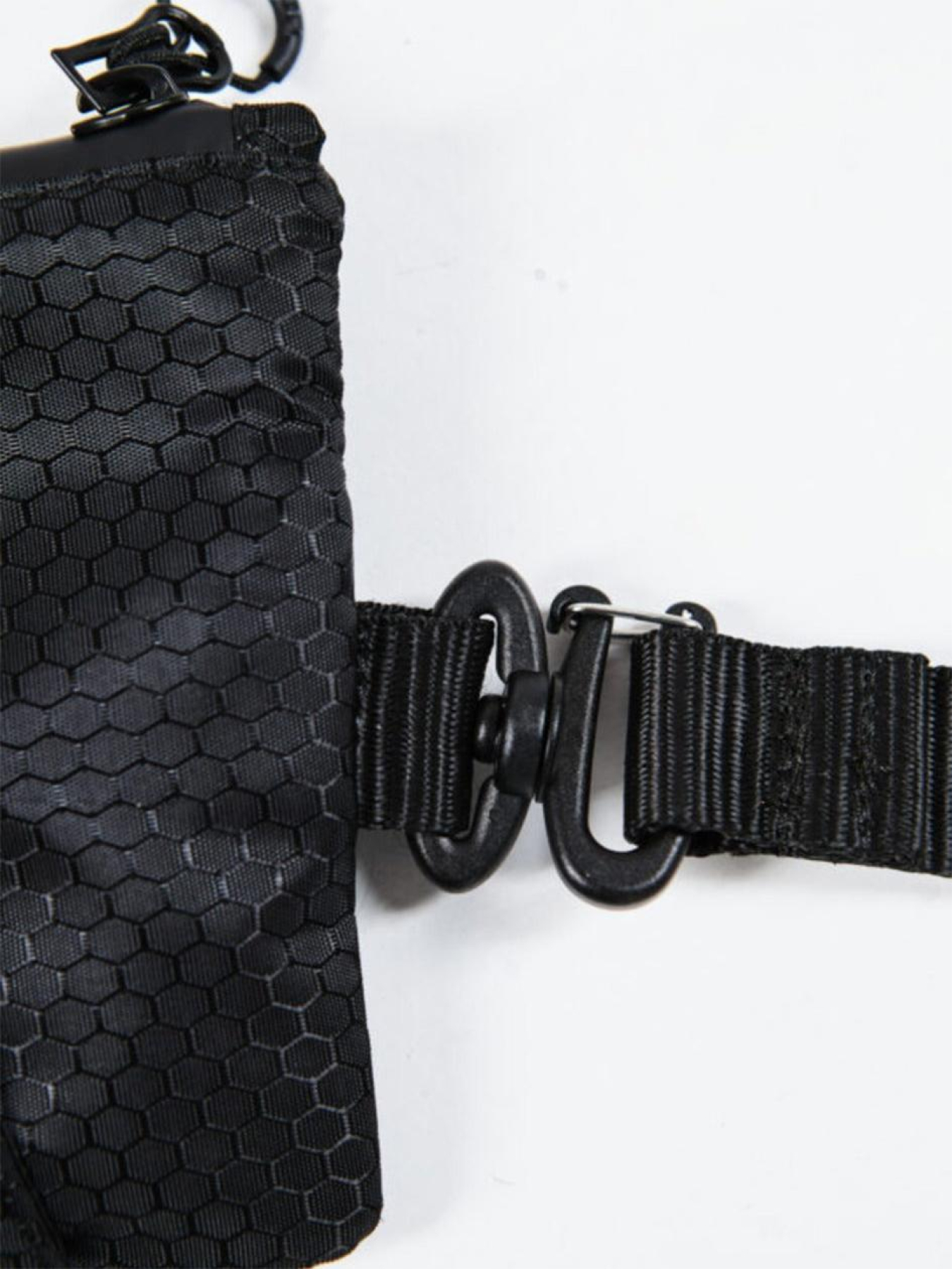 Клатч TUR модель 00003875-чорний Фото