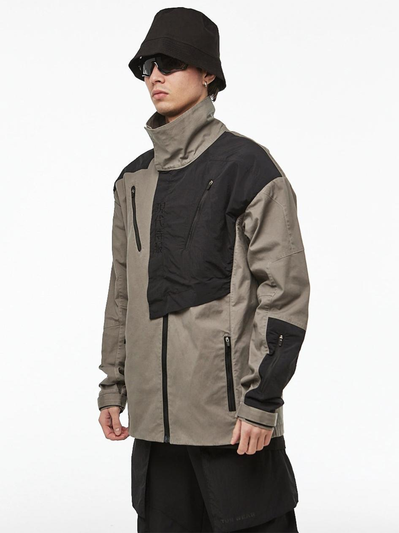 Куртки и дубленки TUR Сегун модель 000015225 Куртки и дубленки TUR Сегун модель 000015225 Фото