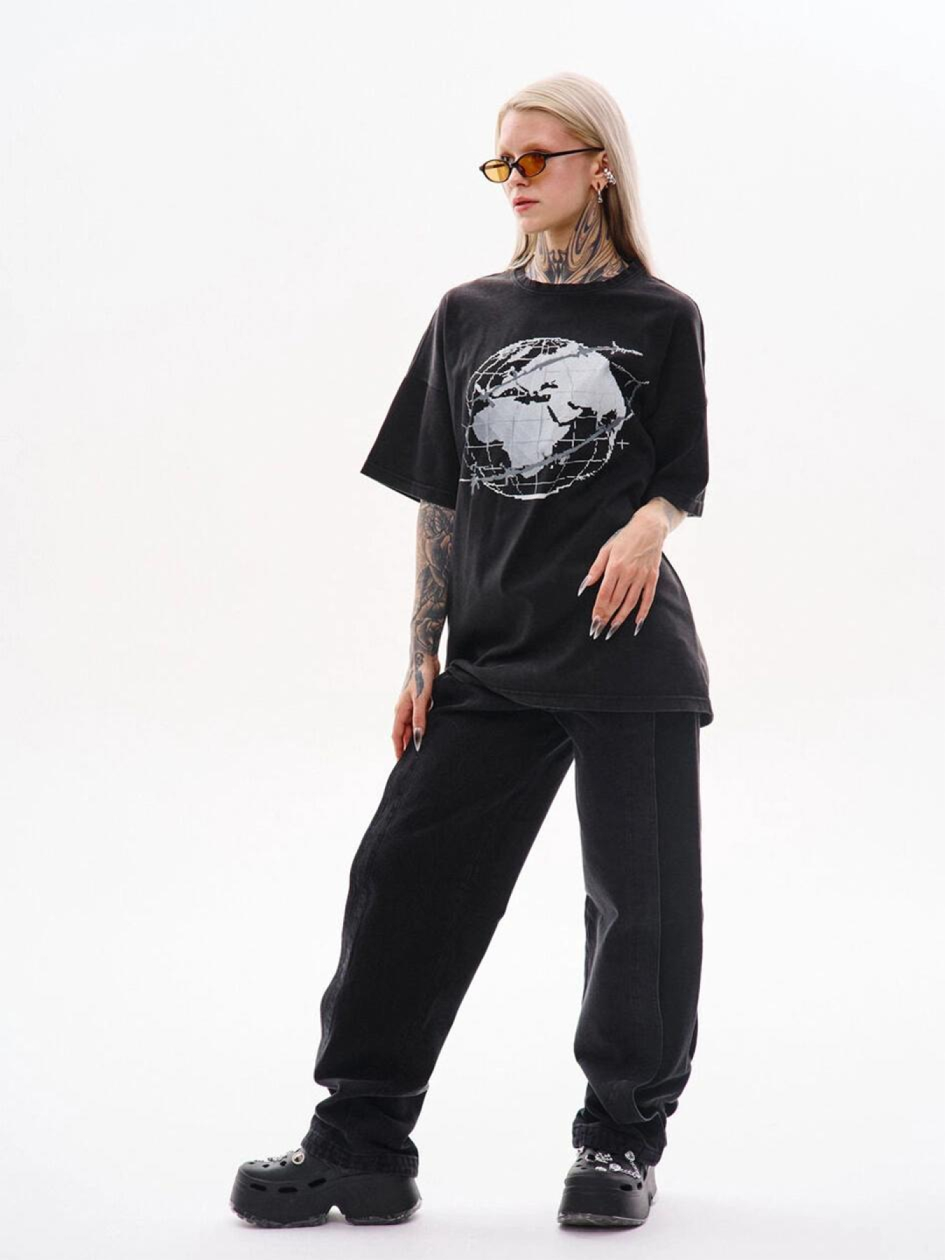 Футболка TUR модель 00006859-чорний Фото