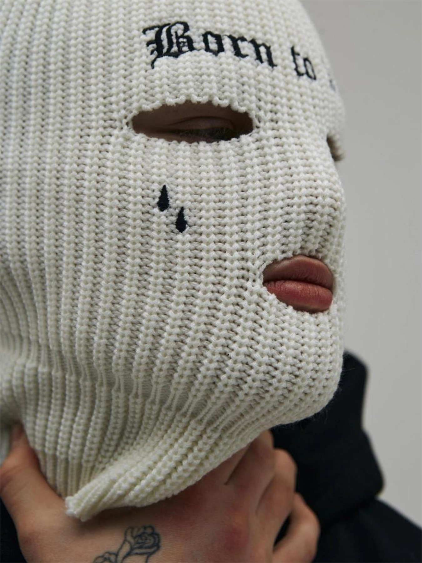 Шапки и кепки TUR Сльози модель 000007157-білий Фото