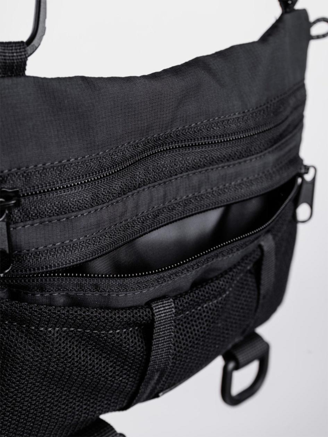 Кросс-боди TUR модель 00001815-чорний Фото