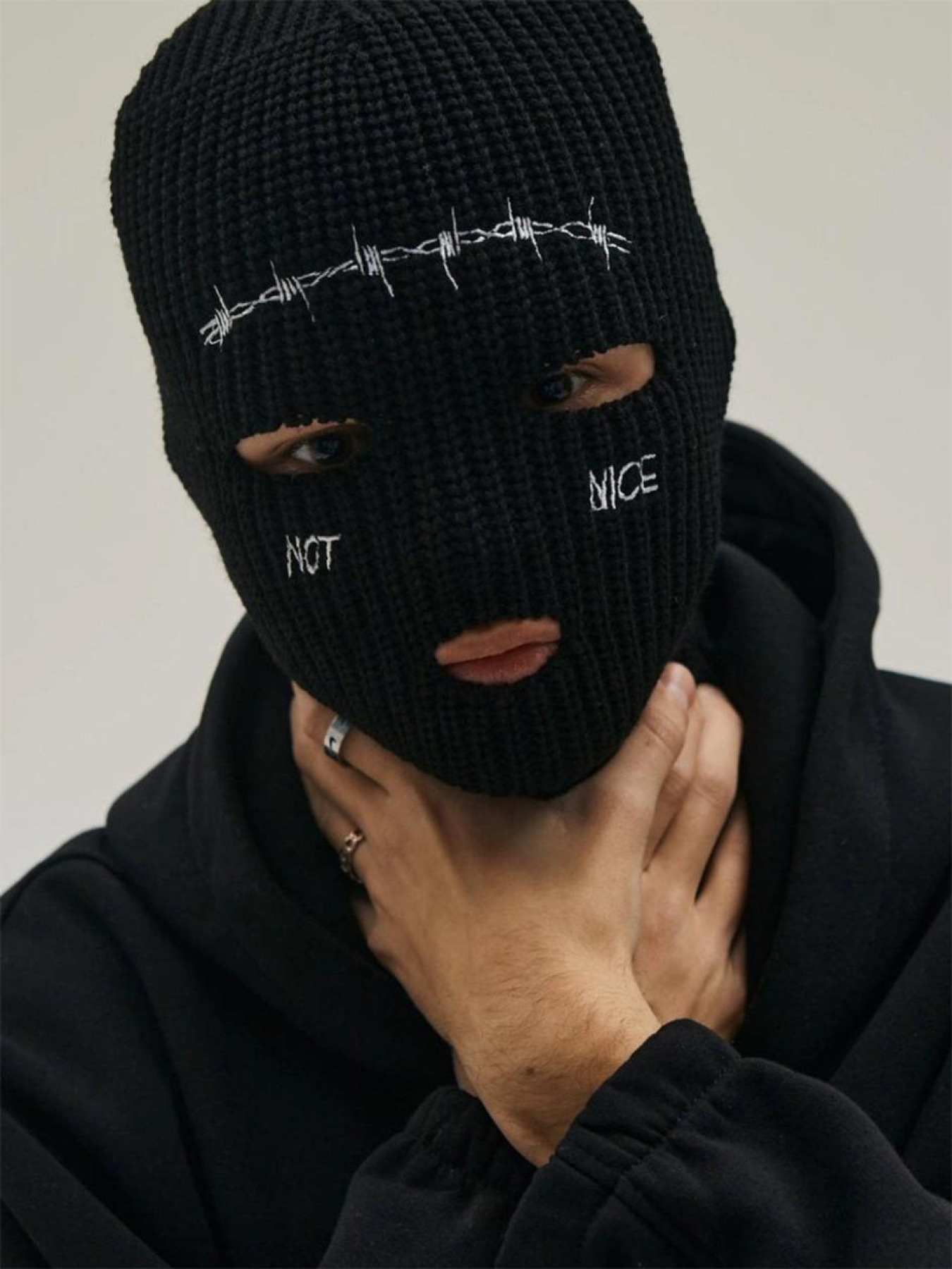 Шапки та кепки TUR Дрот модель 00001659-чорний Фото