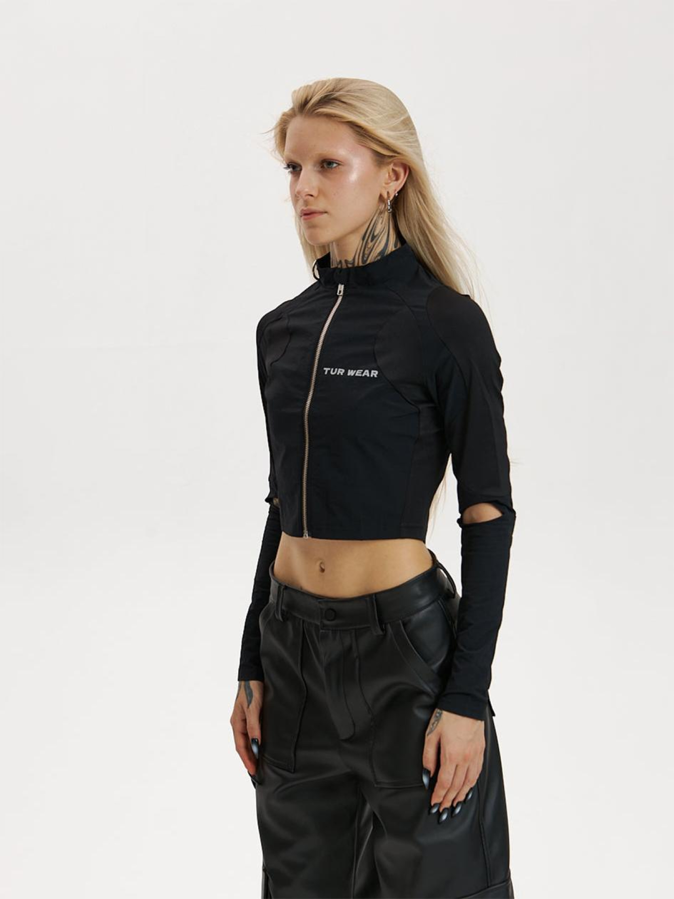 Худи и свитшоты TUR Лайн модель 000012938 Худи и свитшоты TUR Лайн модель 000012938 Фото