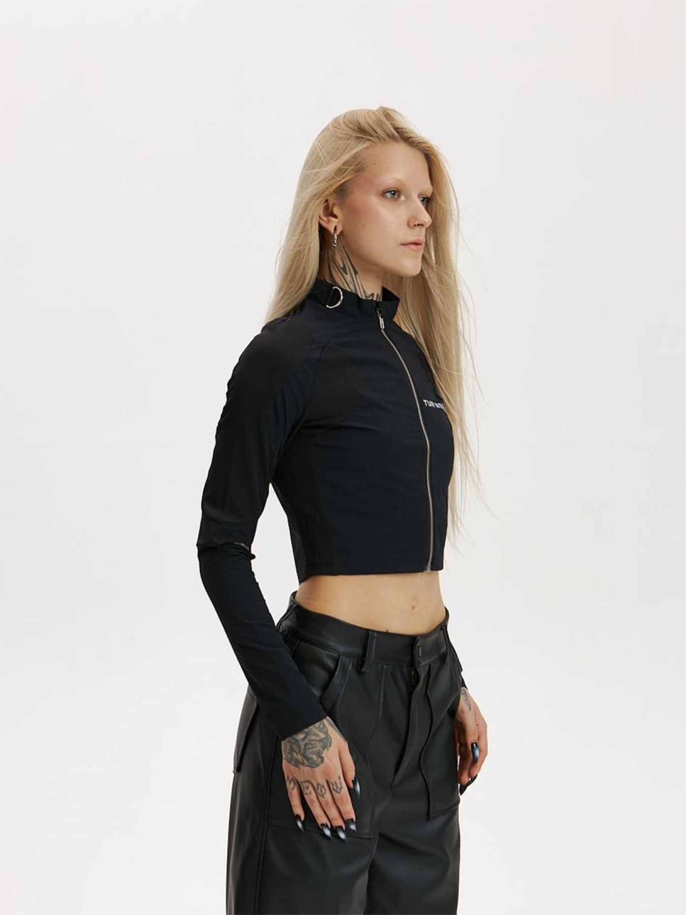 Худи и свитшоты TUR Лайн модель 000012938 Худи и свитшоты TUR Лайн модель 000012938 Фото