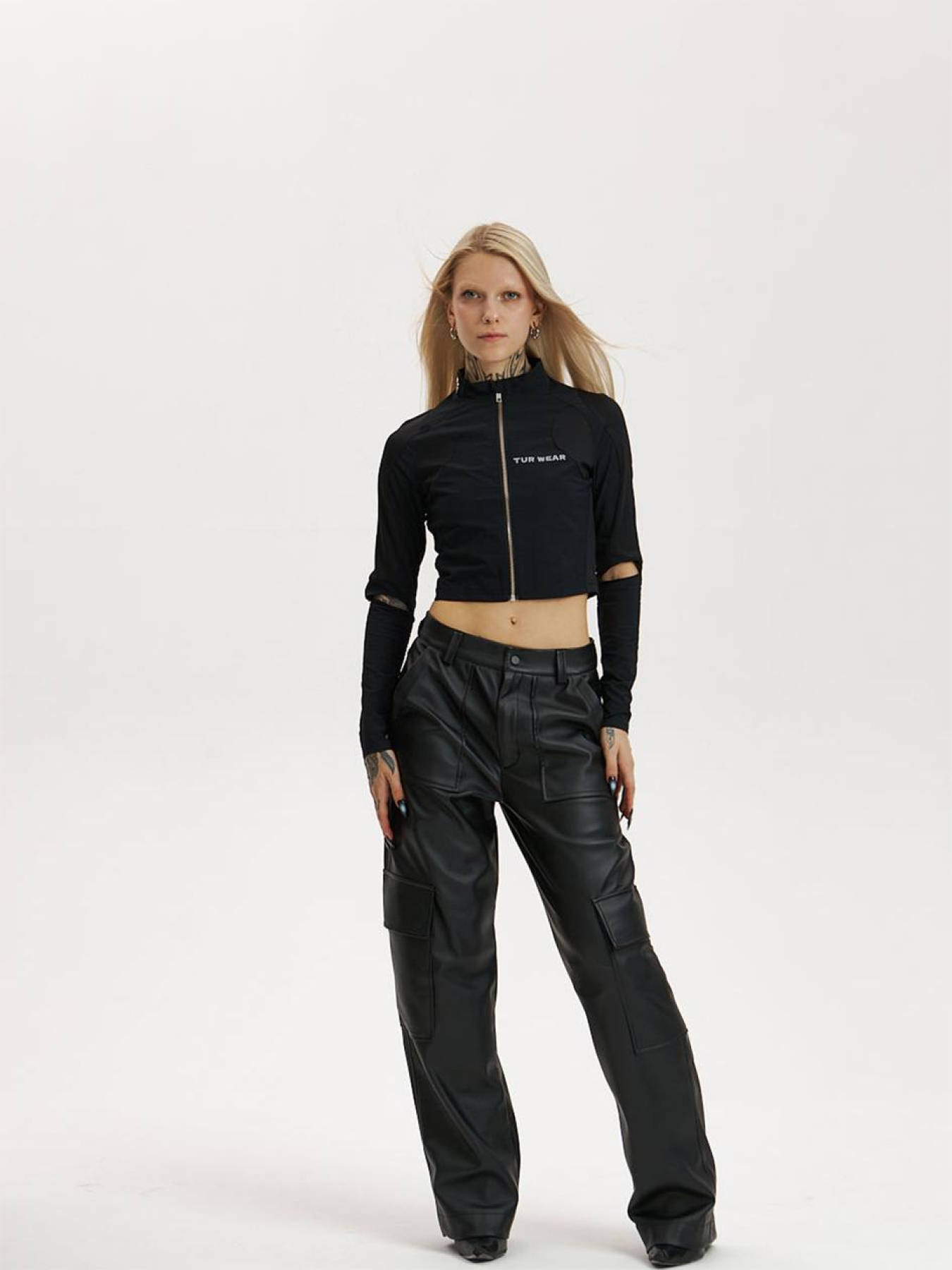 Худи и свитшоты TUR Лайн модель 000012938 Худи и свитшоты TUR Лайн модель 000012938 Фото