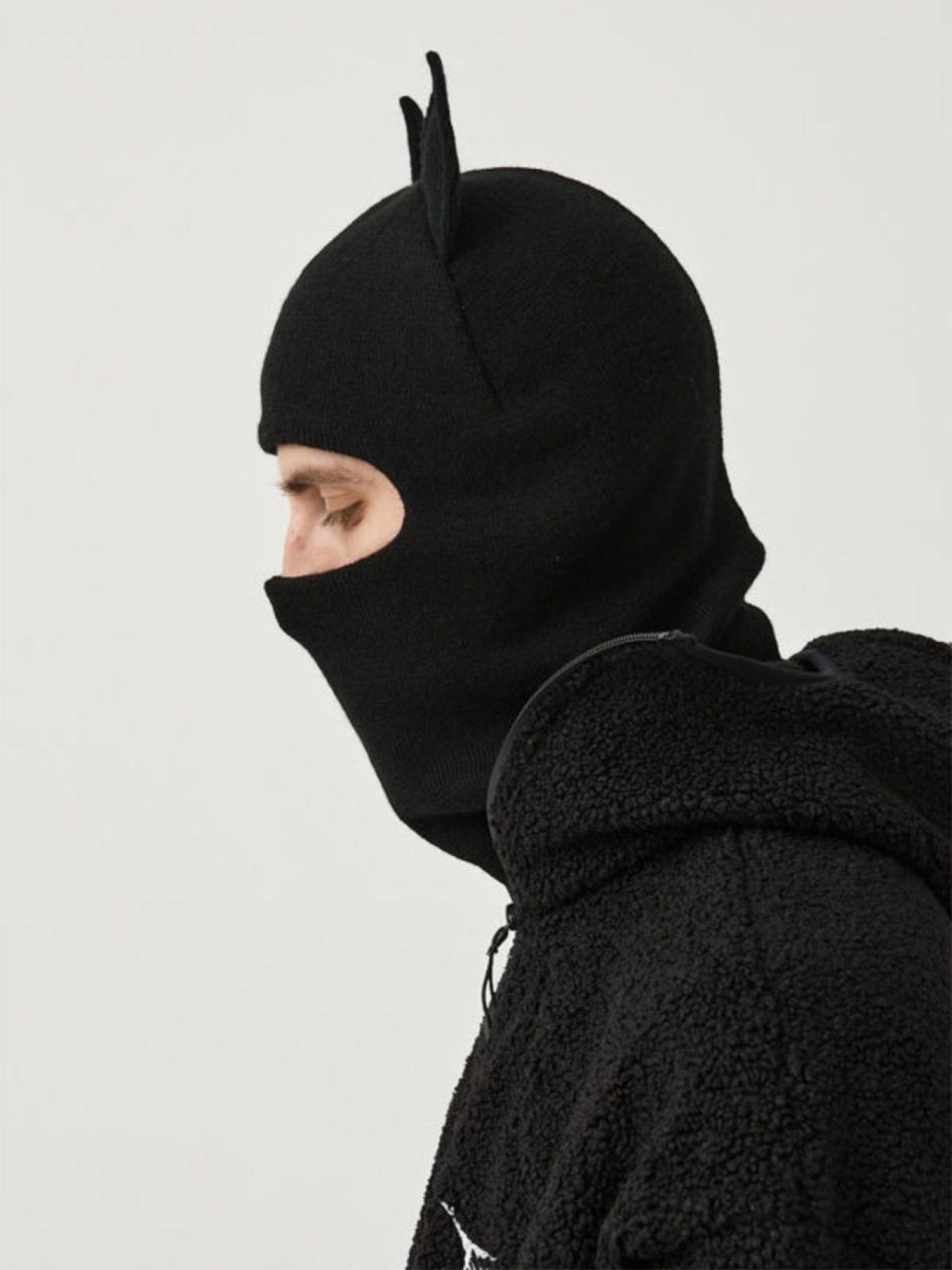 Шапки та кепки TUR Бет модель 00002990-чорний Фото