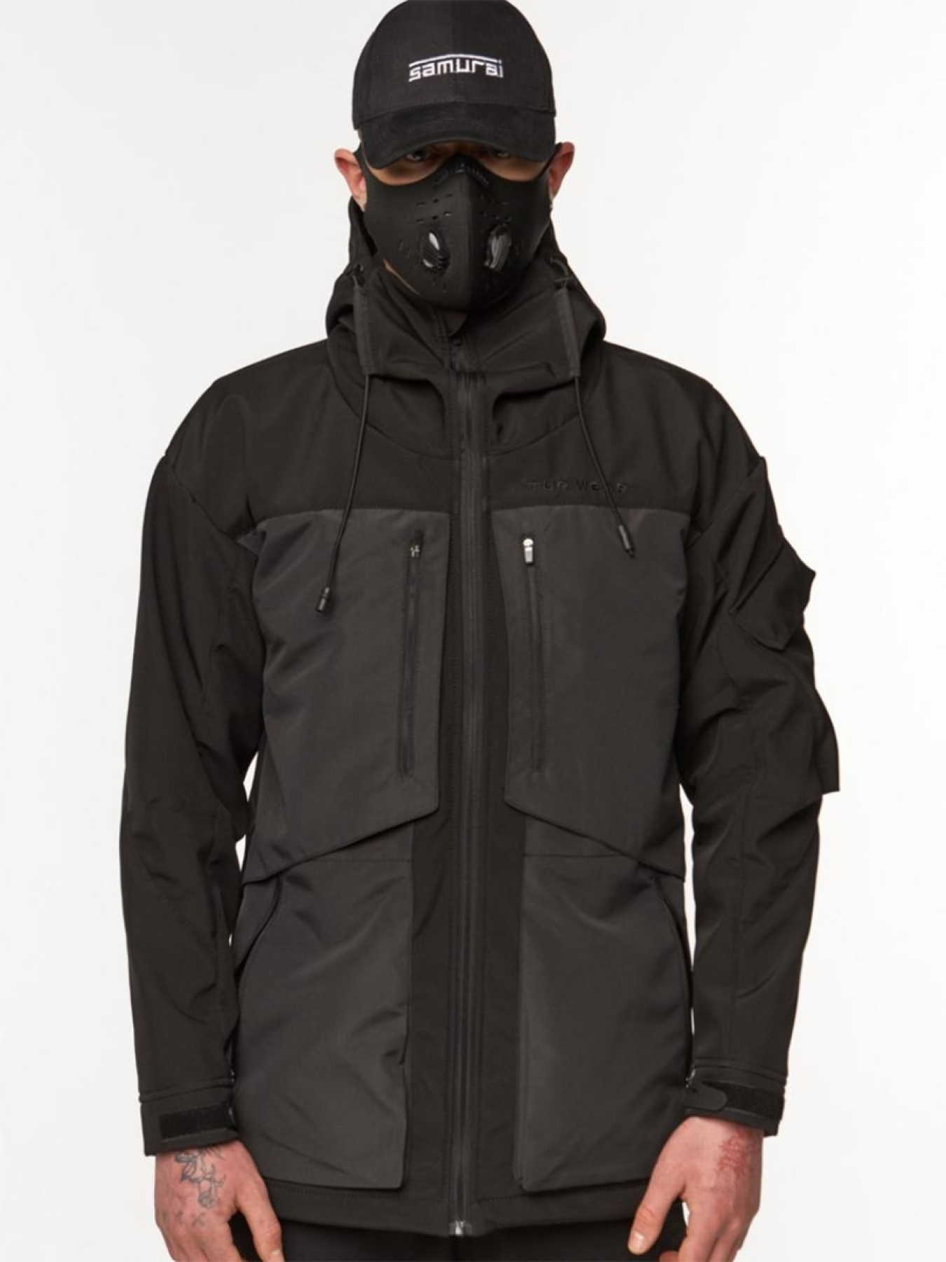 Куртки и дубленки TUR модель 000011522 Фото