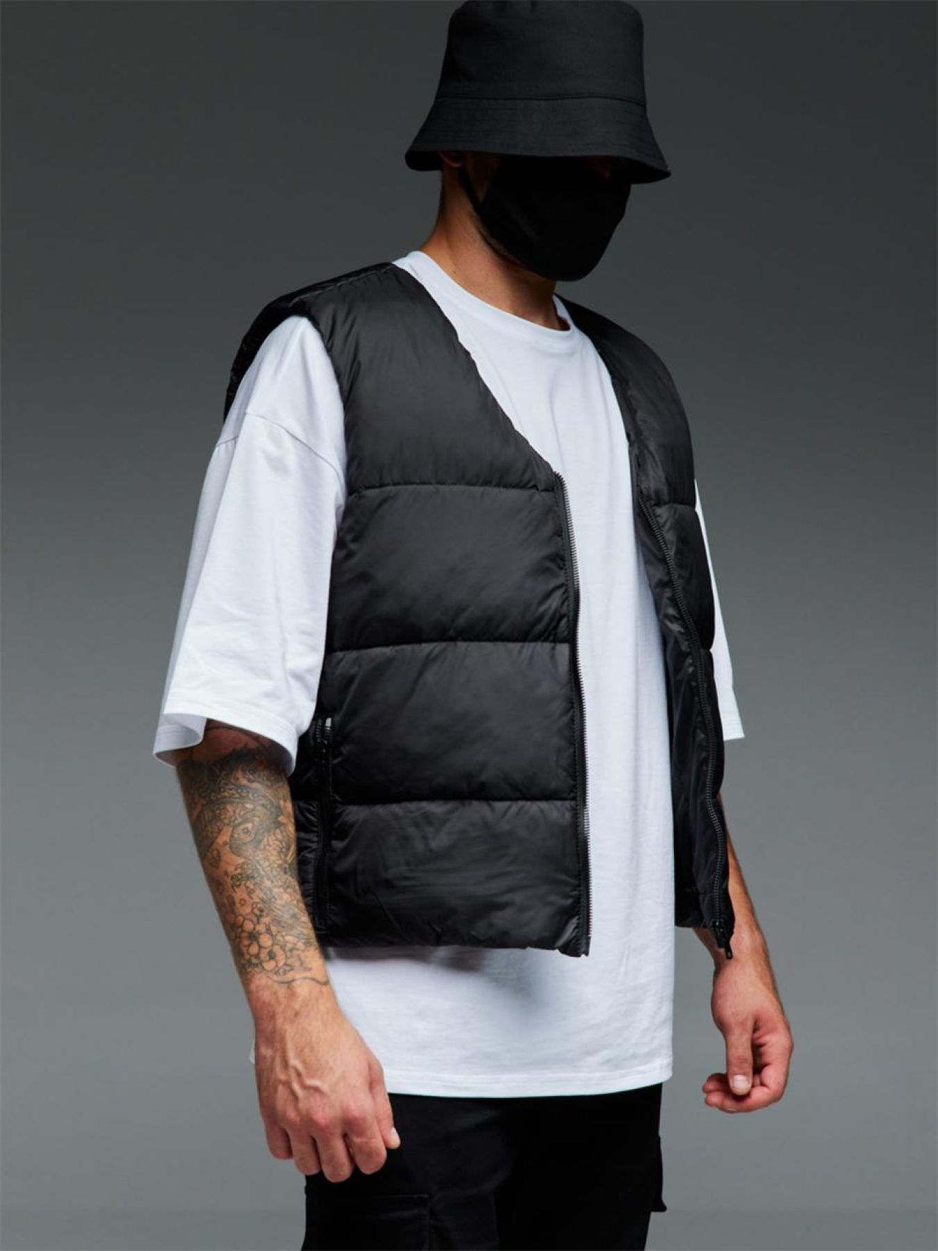 Жилет з утеплювачем TUR Макс модель 00001494-чорний Фото