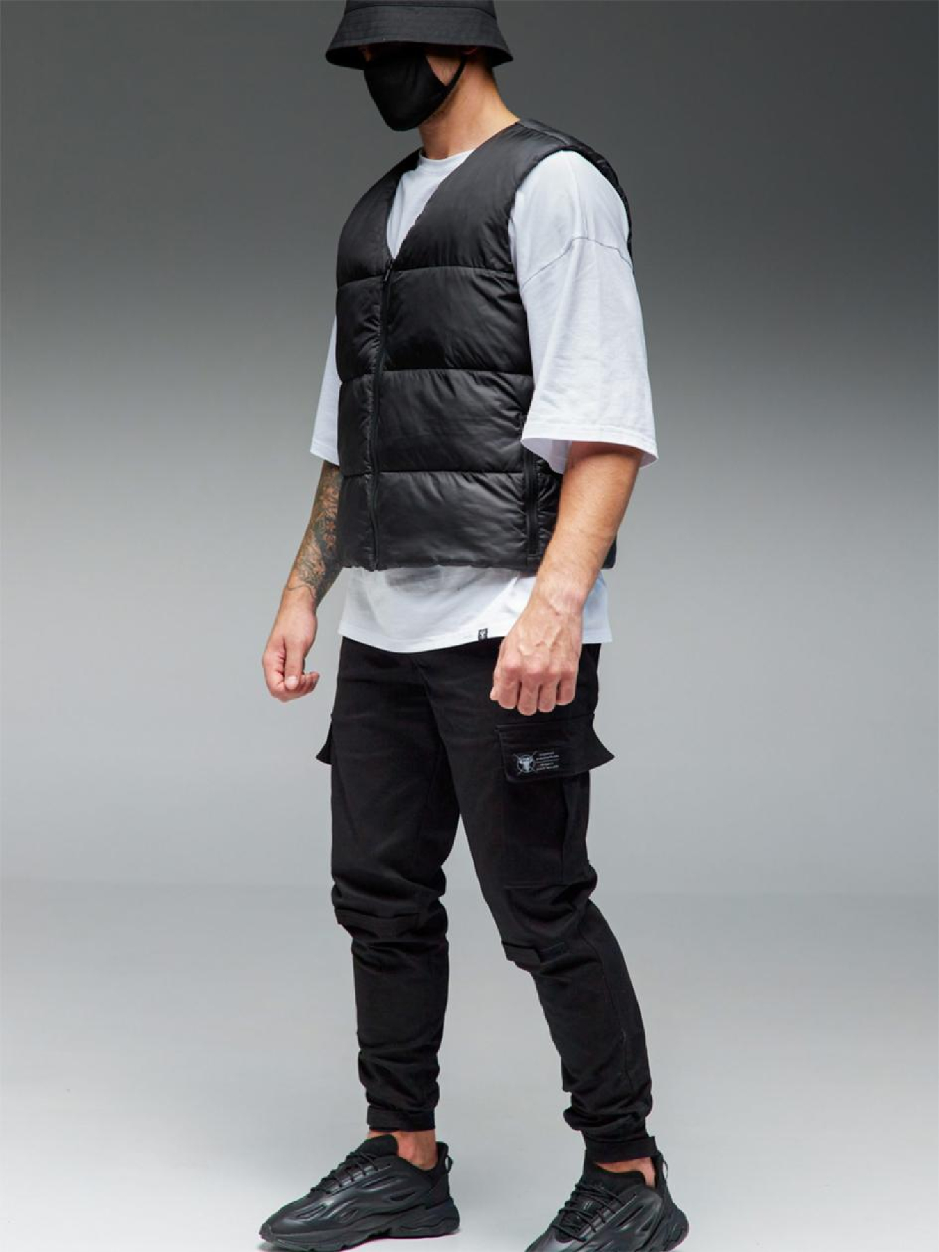 Жилет з утеплювачем TUR Макс модель 00001494-чорний Фото