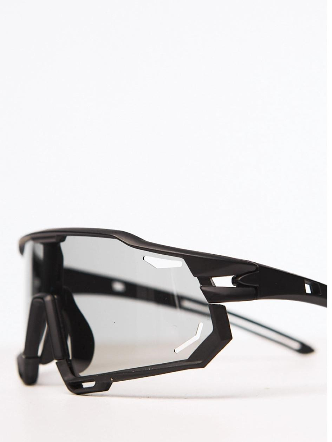 Очки TUR модель 00005463-чорний Фото