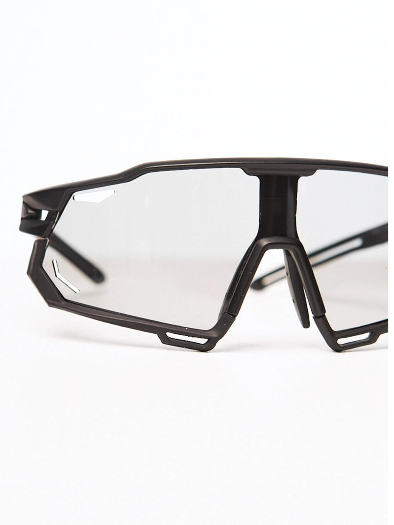 Очки TUR модель 00005463-чорний Фото