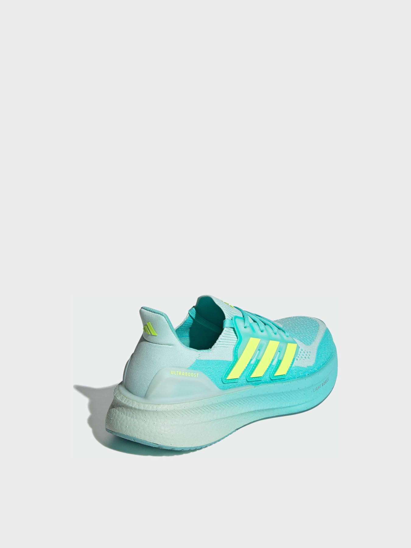 Кросівки для бігу Adidas Ultraboost модель JQ2911 Фото