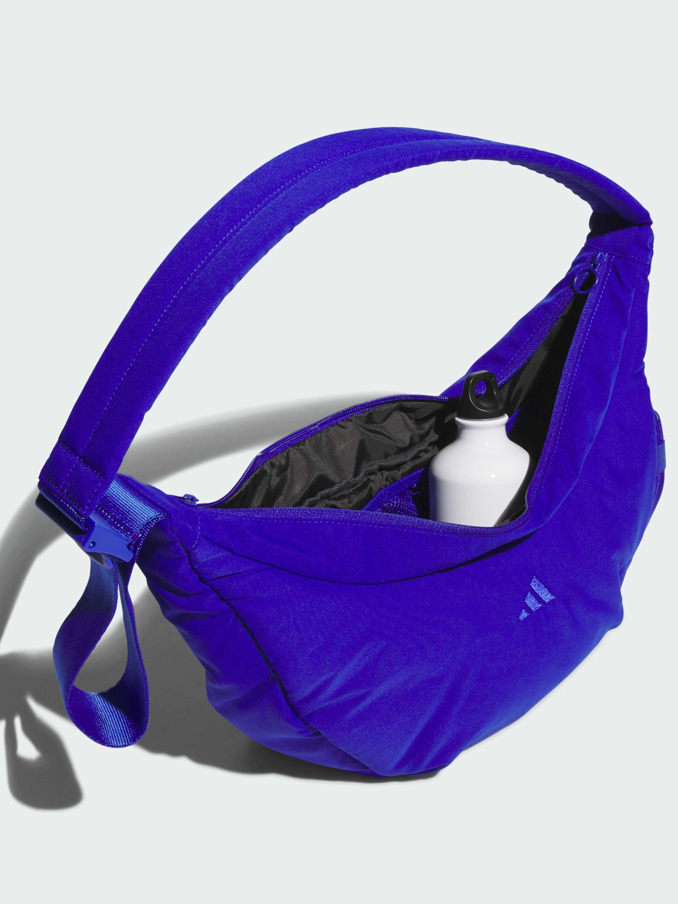 Хобо Adidas модель JZ4419 Фото